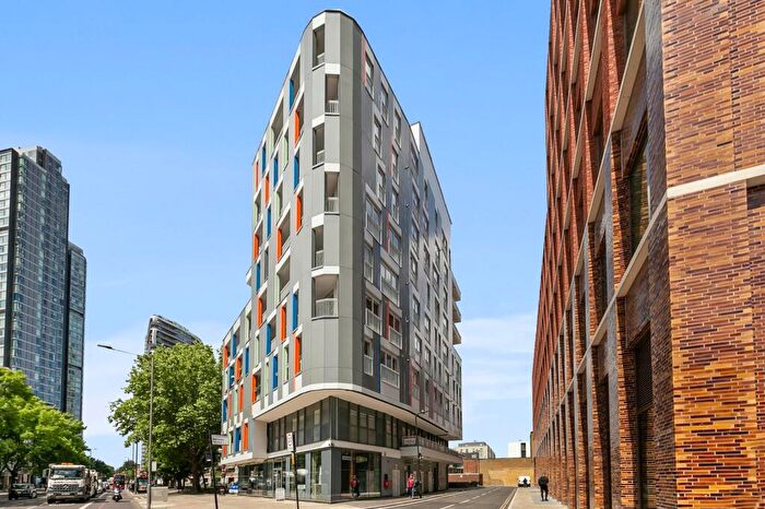 3 Bedroom Flat To Rent In Wellesley Terrace, Micawber Wharf, N1