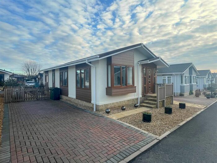 2 Bedroom Mobile/park Home For Sale In Upper Pendock, Malvern, WR13