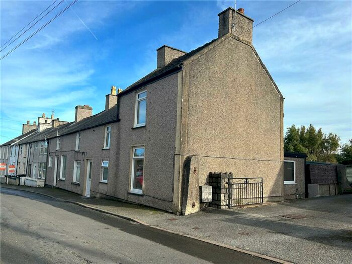 2 Bedroom End Of Terrace House For Sale In Pentrefelin, Amlwch, Anglesey, Sir Ynys Mon, LL68