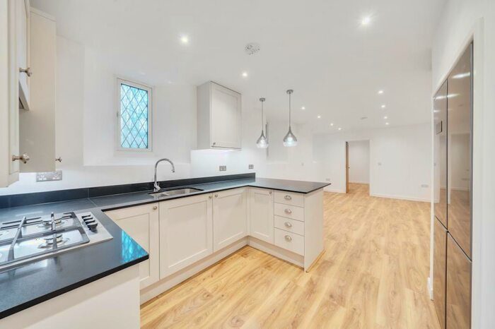 1 Bedroom Apartment To Rent In Longcross, Surrey, KT16