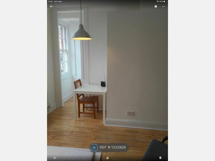 Studio To Rent In Alexandra Park Road, London, N10