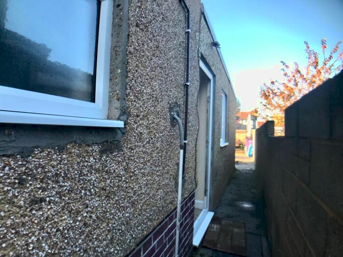 1 Bedroom Flat To Rent In Lancaster Road, Southall UB1