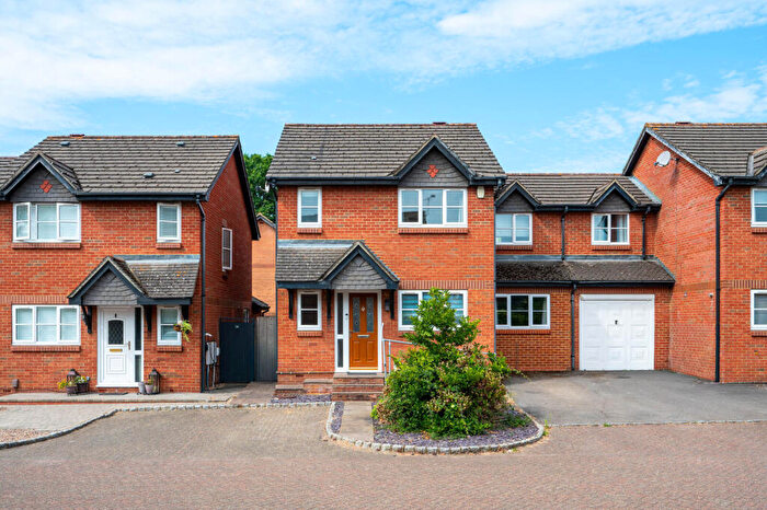 4 Bedroom Semi-Detached House To Rent In Acer Drive, West End, Woking, GU24