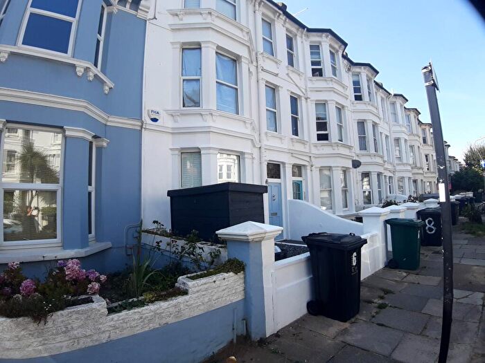 2 Bedroom Apartment To Rent In Westbourne Street, BN3