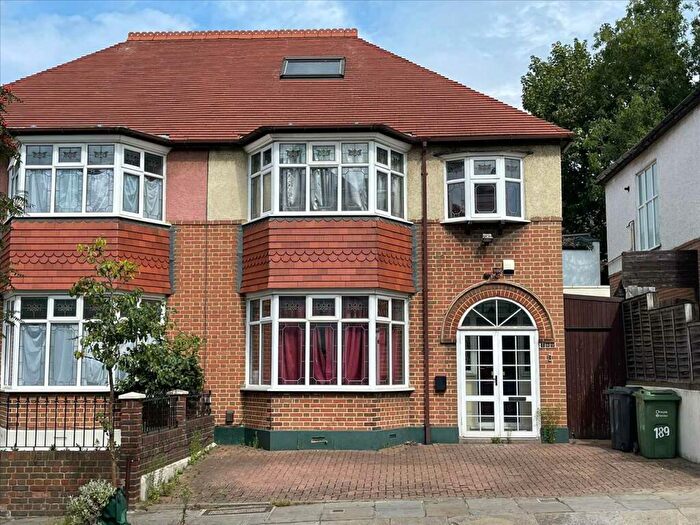 3 Bedroom House To Rent In Leighton Road, London, NW5