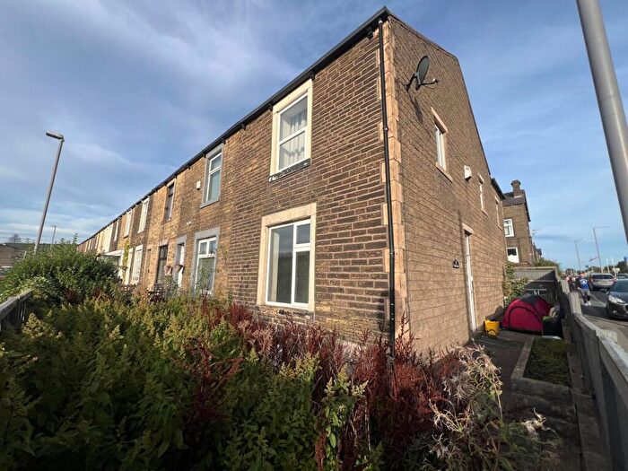 3 Bedroom End Of Terrace House For Sale In Windsor Street, Colne, Lancashire, BB8