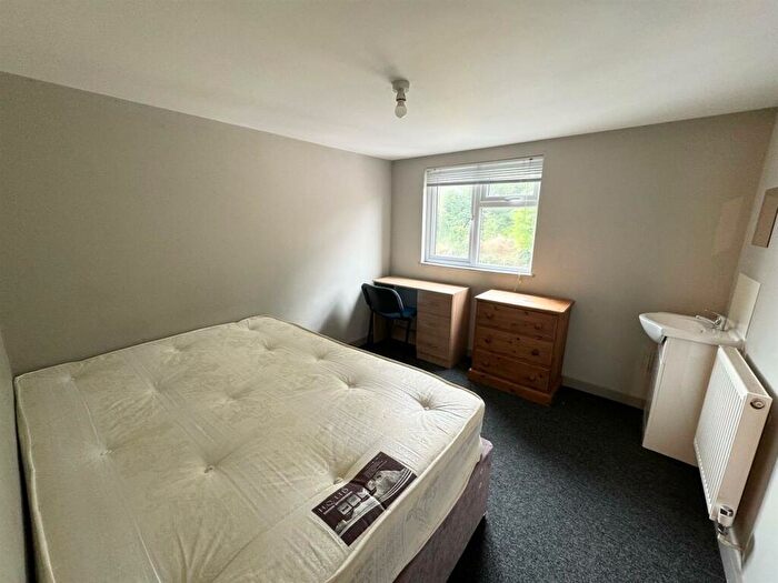 4 Bedroom Terraced House To Rent In Riley Road, Brighton, BN2