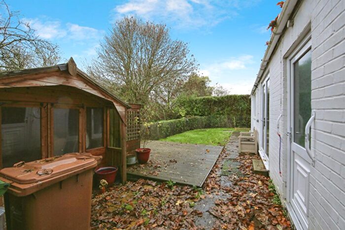 1 Bedroom Detached Bungalow For Sale In High Road, Wisbech St. Mary, Wisbech, PE13