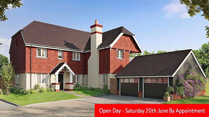 5 Bedroom Detached House For Sale In Chiddingfold Road, Dunsfold, GU8