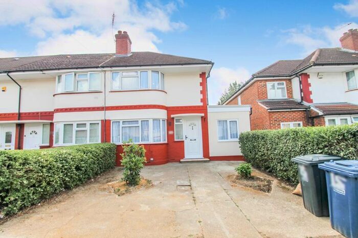 4 Bedroom Terraced House To Rent In Merton Avenue, Northolt, UB5