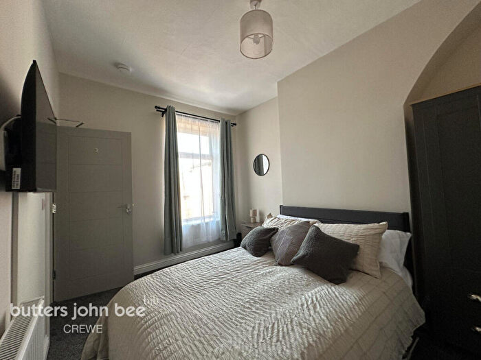 1 Bedroom Flat To Rent In West Street, Crewe, CW1