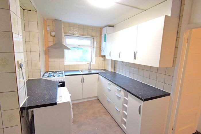 2 Bedroom Flat To Rent In Danes Gate, Harrow, HA1