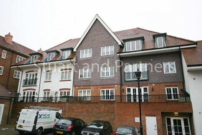 2 Bedroom Apartment To Rent In Middle Village, Bolnore Village, RH16
