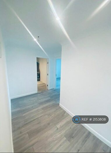 2 Bedroom Flat To Rent In West Street, Brighton And Hove, BN1