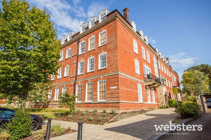 2 Bedroom Flat For Sale In Thomas Wyatt Close, Norwich, NR2