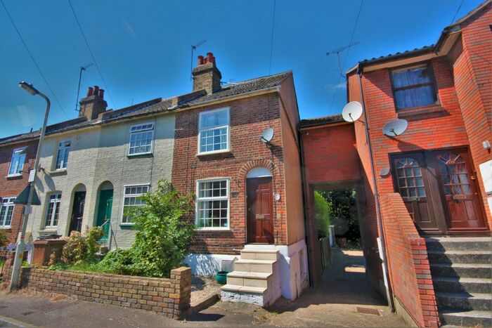 3 Bedroom End Of Terrace House To Rent In Upper Bridge Road, Chelmsford, CM2