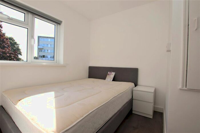 5 Bedroom End Of Terrace House To Rent In Linley Close, Bath, Somerset, BA2