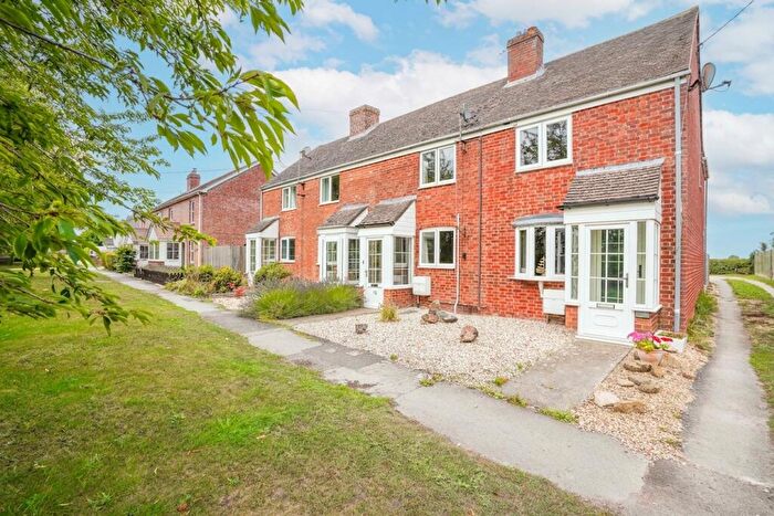 2 Bedroom Terraced House For Sale In The Greenway, West Hendred, OX12