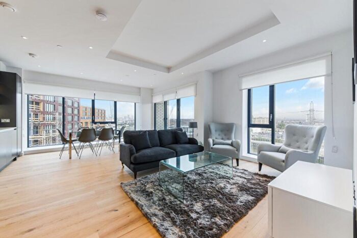 2 Bedroom Apartment To Rent In Grantham House, London City Island, London, E14