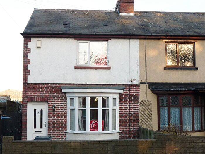 3 Bedroom Terraced House To Rent In Whitehall Road, West Bromwich, B70