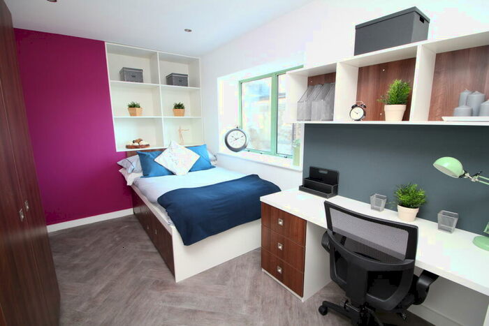 1 Bedroom Private Hall To Rent In Library Road, Pontypridd, CF37