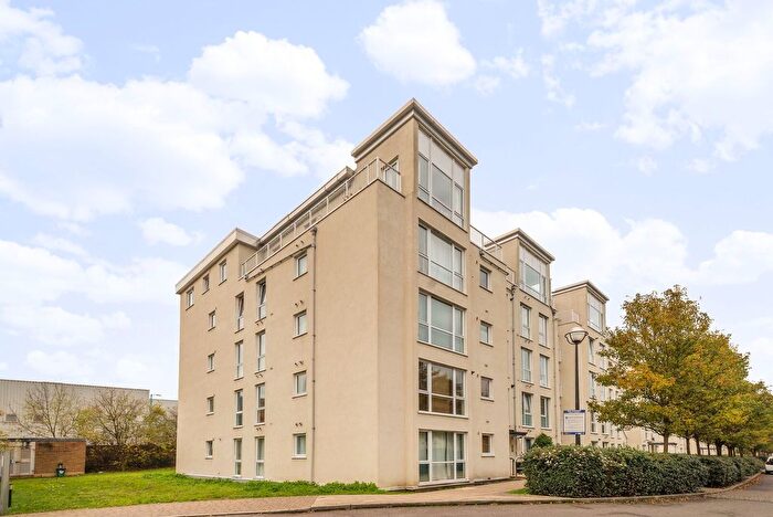 1 Bedroom Flat To Rent In Kew Riverside, Kew, Richmond, TW9