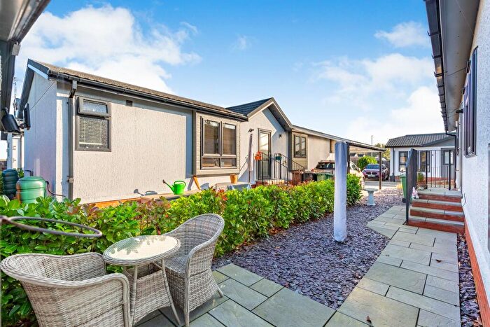 2 Bedroom Detached House For Sale In Grendon Road, Earls Barton, Northampton, NN6