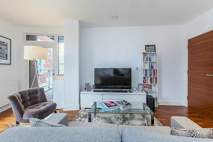 2 Bedroom Flat To Rent In John Donne Way, London, SE10