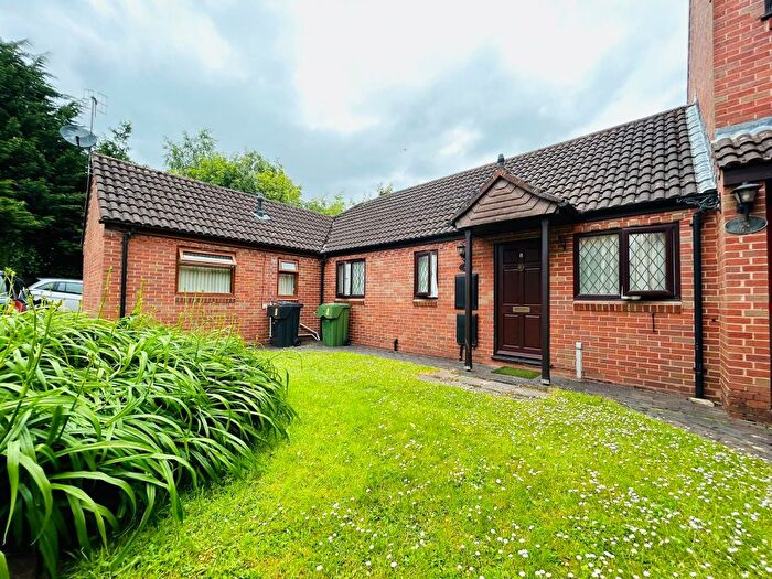2 Bedroom Bungalow To Rent In Rigby Hall, Bromsgrove, B60