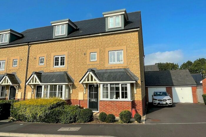 4 Bedroom End Of Terrace House For Sale In Evercreech, Somerset, BA4