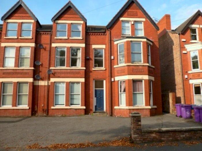 3 Bedroom Flat To Rent In Ullet Road, Sefton Park, Liverpool, L17