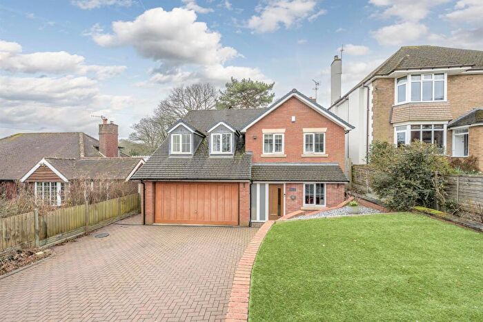 5 Bedroom Detached House For Sale In Chantry Road, Stourton, Stourbridge, DY7