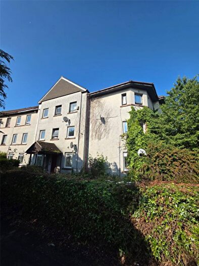 3 Bedroom Flat For Sale In West Pilton Drive, Edinburgh, EH4