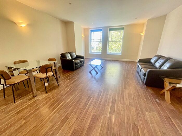 1 Bedroom Flat To Rent In Barry Lane, Cardiff, CF10