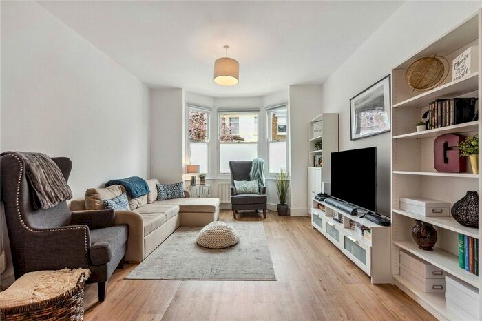 4 Bedroom Terraced House To Rent In Abdale Road, London, W12