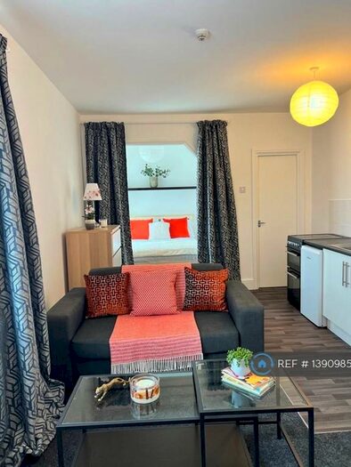 1 Bedroom Flat To Rent In Argyle Square, Sunderland, SR2