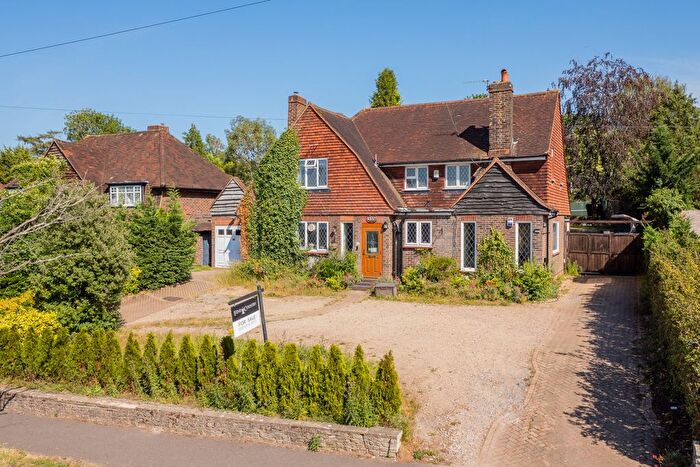 4 Bedroom Detached House For Sale In Epsom, Surrey, KT17