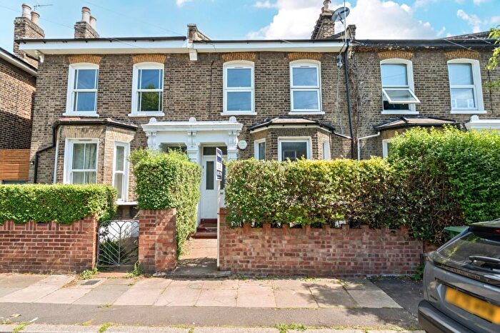 2 Bedroom Apartment For Sale In St. Donatts Road, London, SE14