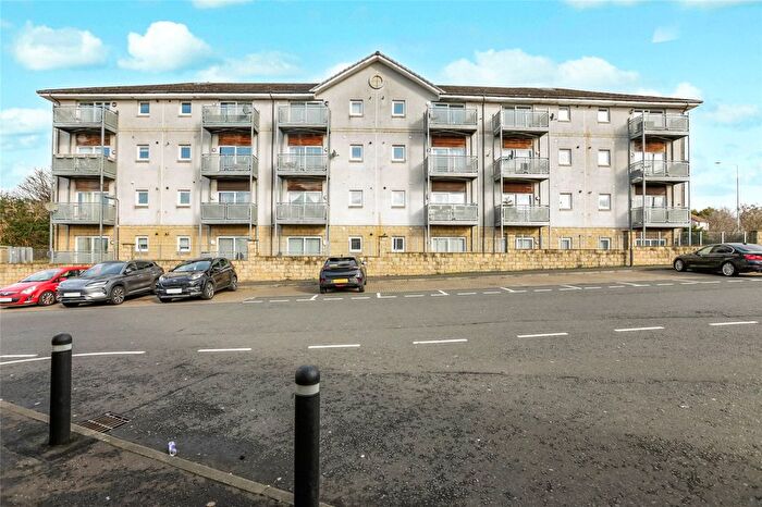 2 Bedroom Flat For Sale In Hawk Brae, Livingston, West Lothian, EH54