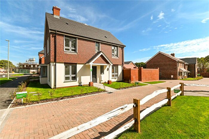 3 Bedroom Semi-Detached House For Sale In Danes Park, New Milton, Hampshire, BH25