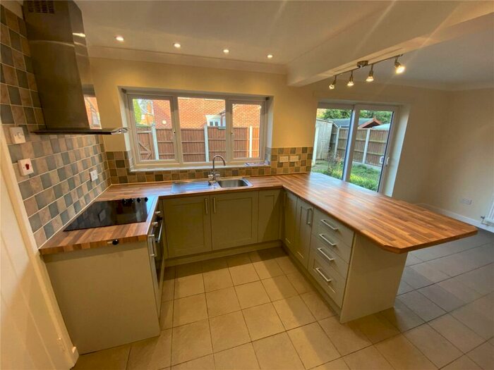 3 Bedroom Detached House To Rent In Lorne Street, Kidderminster, Worcestershire, DY10
