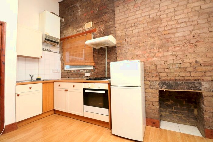1 Bedroom Flat To Rent In Kimberley Gardens, Haringey, N4
