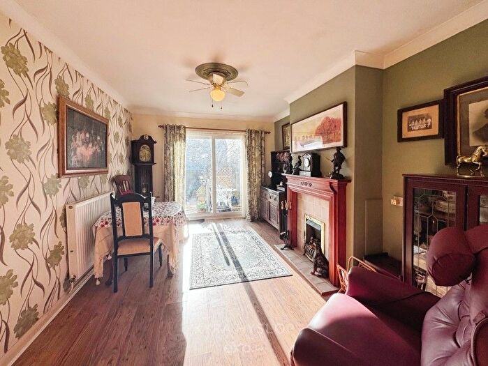 2 Bedroom Bungalow For Sale In Brookside Crescent, Exeter, Devon, EX4