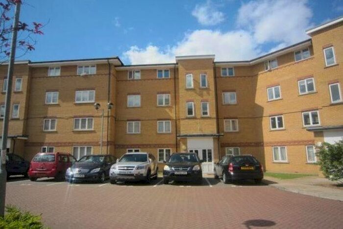 2 Bedroom Flat To Rent In Rushgrove Street, London, SE18