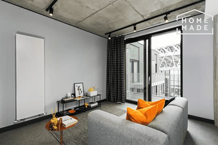 Flat To Rent In Beton, HA9