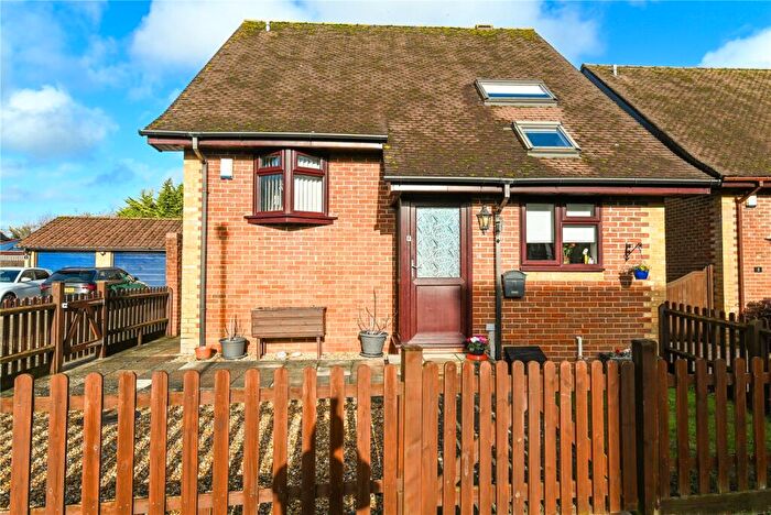 4 Bedroom Detached House For Sale In Yerville Gardens, Hordle, Lymington, Hampshire, SO41