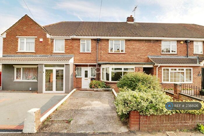 3 Bedroom Terraced House To Rent In Hill Rise, Luton, LU3