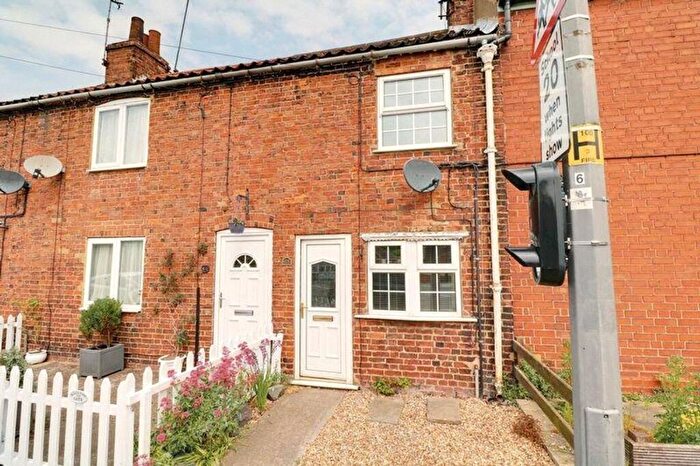 2 Bedroom Terraced House For Sale In Barrow Road, Barton-Upon-Humber, DN18