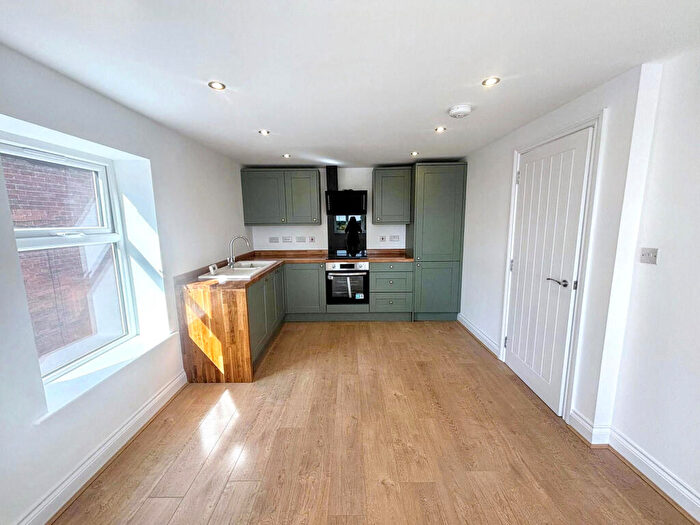 2 Bedroom Flat To Rent In Newgate Street, Morpeth, Northumberland, NE61