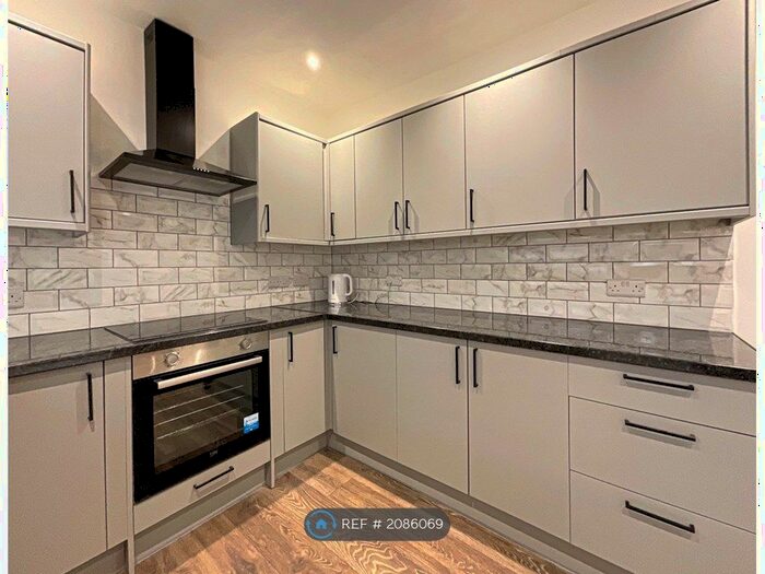 3 Bedroom Terraced House To Rent In Broughton Avenue, Doncaster, DN5